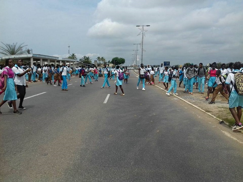 Gabon-le-gouvernement-suspend-la-reforme-de-lattribution-des-bourses-detudes