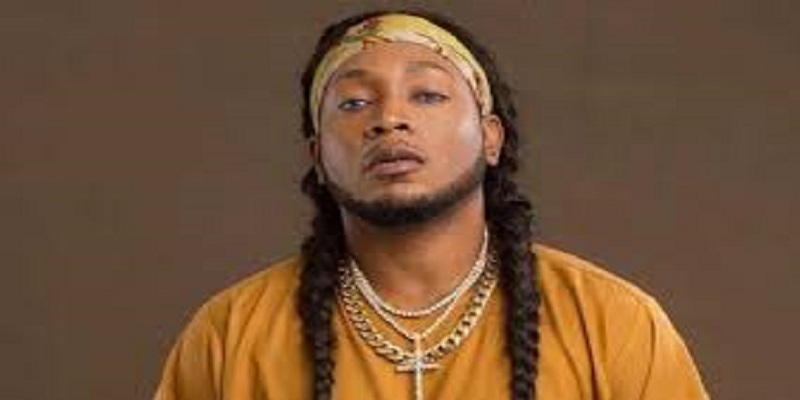 Ghana-Nana-Boroo-traite-homose3uel-a-cause-de-son-nouveau-look-il-reagit