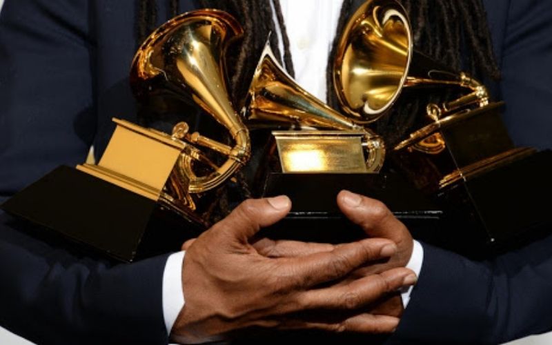 Grammy-Awards-2021-la-ceremonie-repoussee