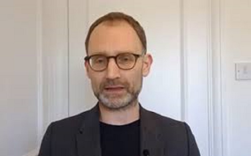 Grande-Bretagne-Confinement-demission-dun-conseiller-du-gouvernement