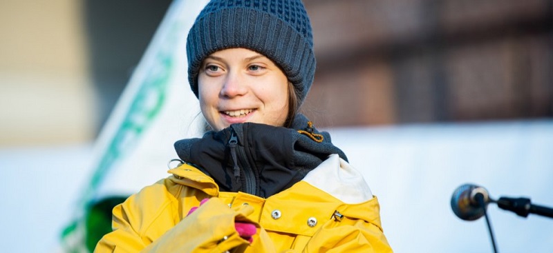 Greta-Thunberg-fait-la-voyante-dans-un-clip-de-rock-video