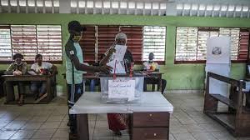 Guinee-4-membres-de-la-Ceni-contestent-la-victoire-dAlpha-Conde