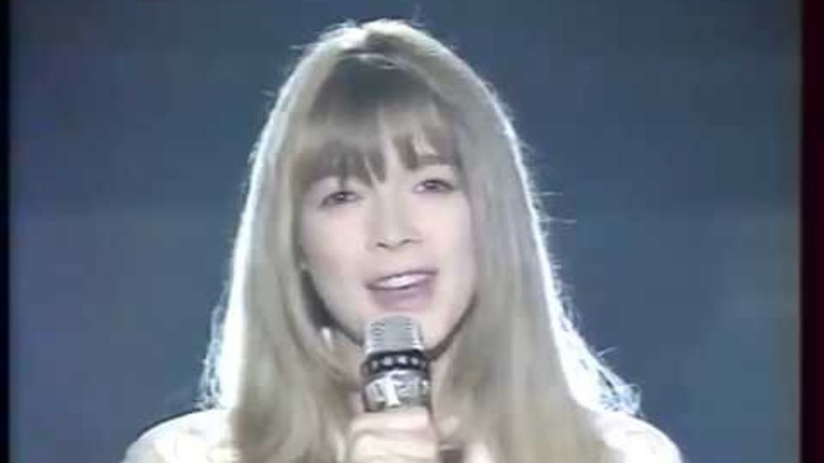 Helene-je-mappelle-Helene-Helene-Rolles-prepare-un-nouvel-album