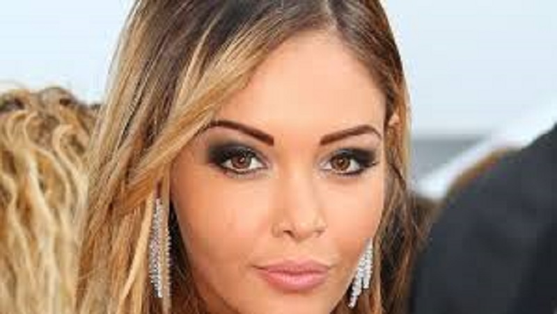 Hospitalisation-de-Nabilla-durgence-ce-vendredi-2-octobre