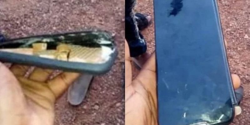 Il-achete-un-telephone-dans-la-rue-et-se-rend-compte-a-la-maison-quil-est-en-bois-photo-2