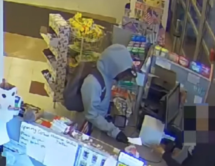 Il-braque-une-pharmacie-et-laisse-un-mot-Je-suis-desole-mon-enfant-est-malade