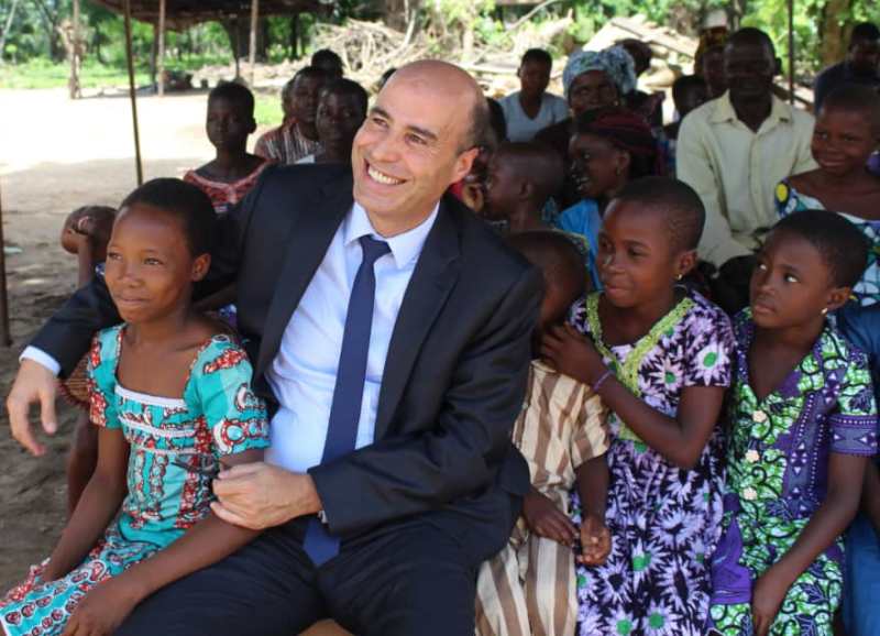 In-2-Moov-Togo-reitere-son-engagement-social-aupres-des-enfants-de-lorphelinat-Soleil-des-Nations-de-Notse