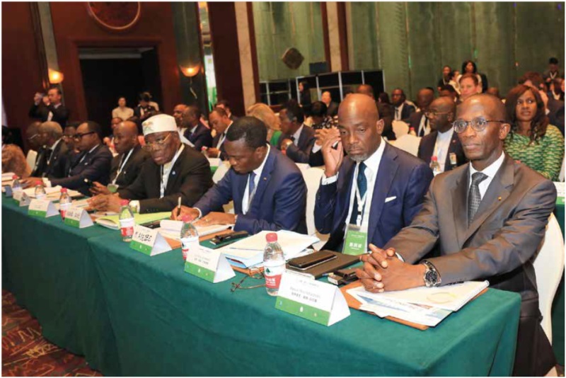 In-3-In-Business-Forum-Togo-China-Le-President-Faure-E.-Gnassingbe-aux-investisseurs-chinois-soyez-les-artisans-du-miracle-economique-togolais