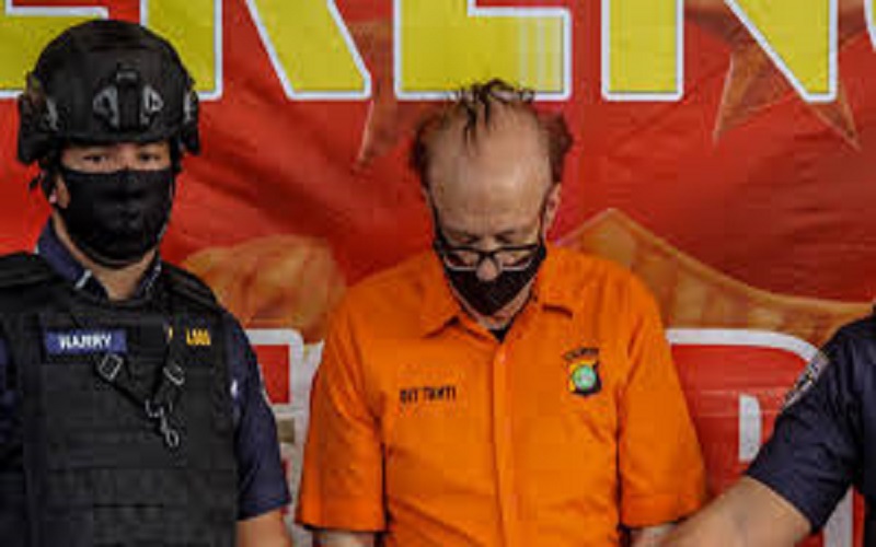 Indonesie-un-retraite-francais-soupconne-dabus-sexuels-sur-plus-de-300-mineurs-arrete