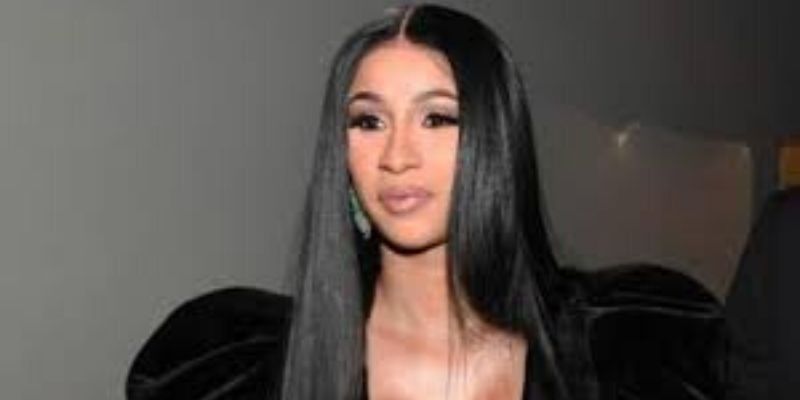 Instagram-cette-publication-sexy-de-Cardi-B-qui-provoque