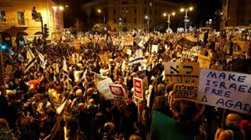 Israel-les-populations-dans-les-rues-pour-exiger-le-depart-de-Benjamin-Netanyahu