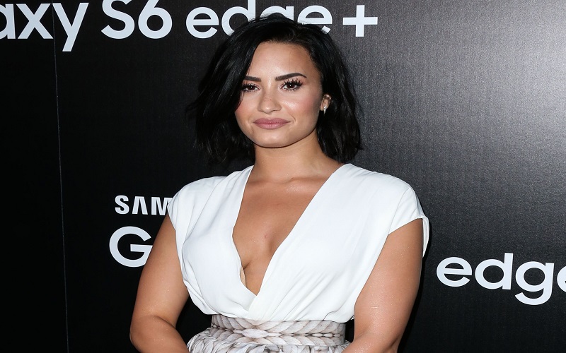 Je-nen-ai-rien-a-faire-si-ca-ruine-ma-carriere-la-chanson-anti-Trump-de-Demi-Lovato-fait-debat