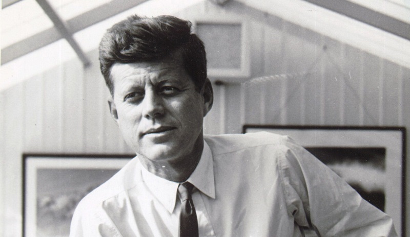 John-Fitzgerald-Kennedy-son-etrange-demande-aux-prostituees-quil-frequentait