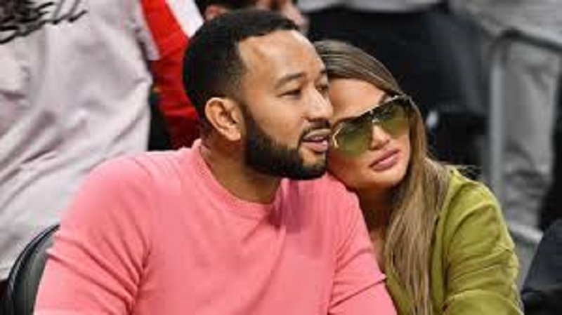John-Legend-se-confie-sur-la-facon-dont-il-a-fait-face-au-deces-de-son-enfant