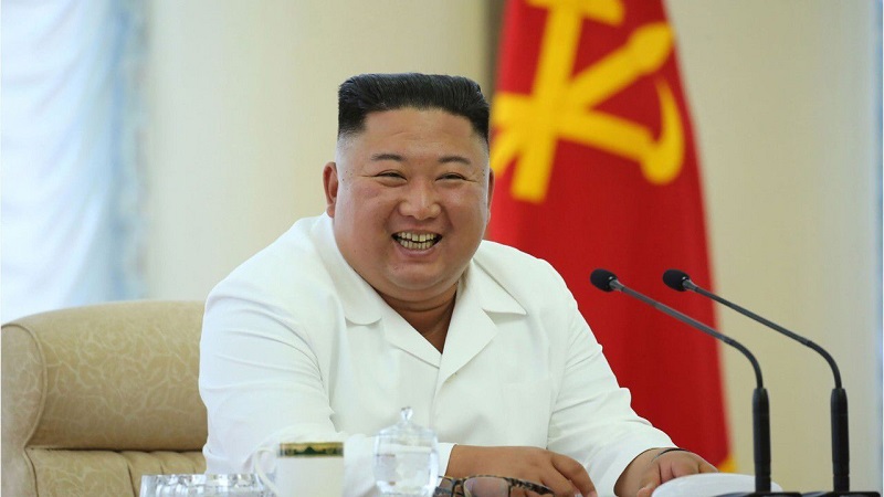 Kim-Jong-Un-reapparait-apres-les-rumeurs-cette-photo-qui-intrigue