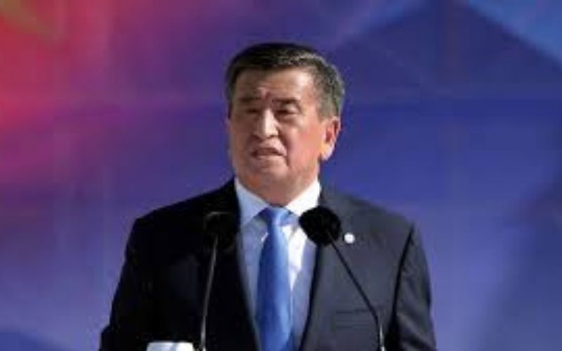 Kirghizstan-le-president-annonce-sa-demission