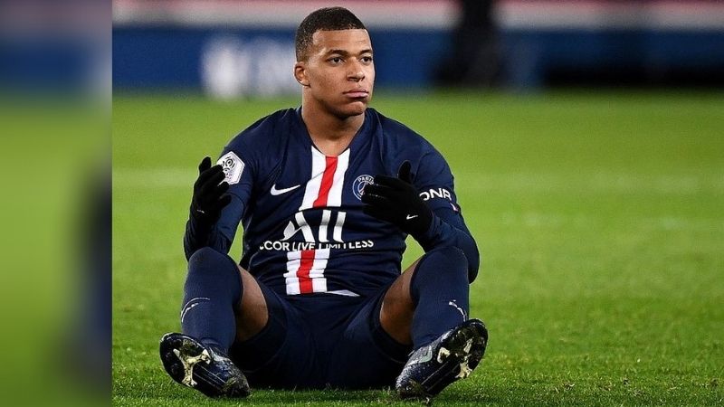 Kylian Mbappé Cette lourde menace qui plane sur le joueur