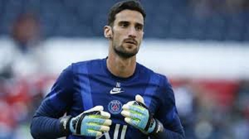 LDC-PSG-apres-la-defaite-du-club-Sergio-Rico-claque-la-porte-ce-lundi-24-aout