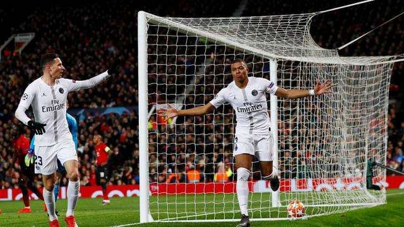 LDC-le-PSG-surprend-Manchester-United-a-lOld-Trafford-1