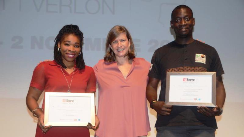 La-Bourse-Ghislaine-Dupont-Claude-Verlon-2018-decernee-a-deux-Ivoiriens