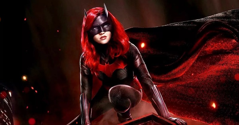 La-nouvelle-Batwoman-se-devoile-en-photo