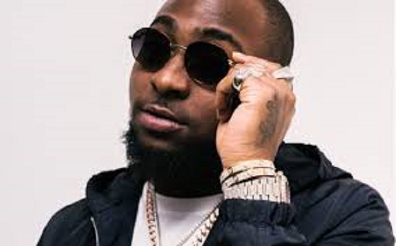 La-surprenante-reaction-de-Davido-apres-lannonce-de-laccouchement-de-lactrice-Mercy-Johnson