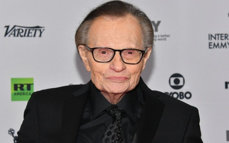 Larry-King-le-celebre-journaliste-americain-hospitalise
