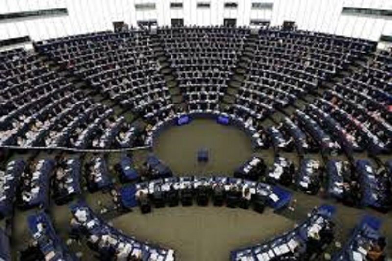 Le-Parlement-europeen-reconnait-lesclavage-comme-crime-contre-lhumanite