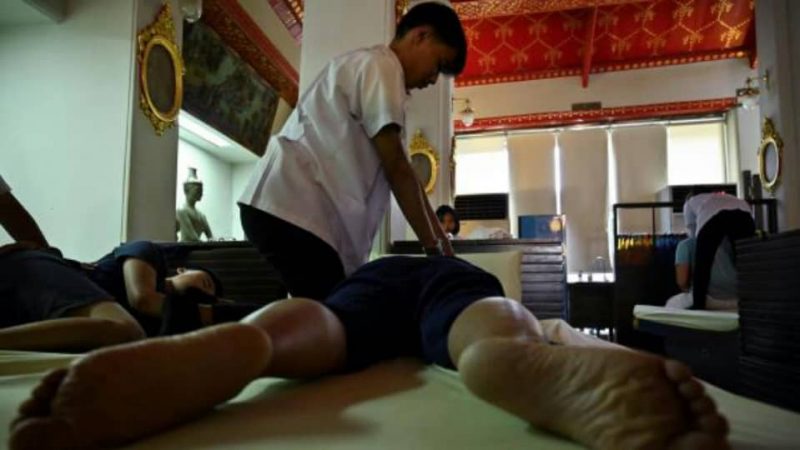 Le-massage-thailandais-inscrit-au-patrimoine-immateriel-de-lUnesco-1-e1576413403800