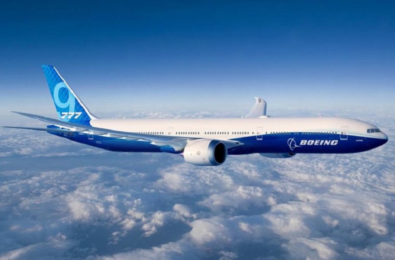 Le-nouveau-Boeing-777X-prend-son-premier-envol