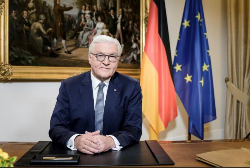 Le-president-allemand-Steinmeier-prend-le-contre-pied-de-Macron-La-pandemie-nest-pas-une-guerre-mais-un-test-dhumanite-e1586690990825