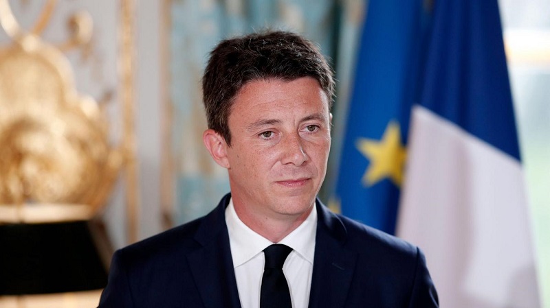 Le-‘seisme-politique-de-laffaire-Griveaux-atteint-Macron
