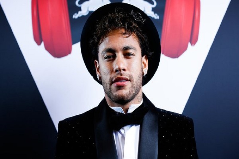 Les-telephones-portables-interdits-a-lanniversaire-de-Neymar-pour-cette-raison