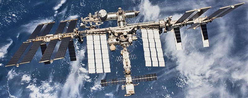 Lespace-serait-il-aussi-menace-par-le-coronavirus