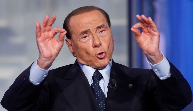 Lex-Premier-ministre-italien-Silvio-Berlusconi-teste-positif-au-coronavirus