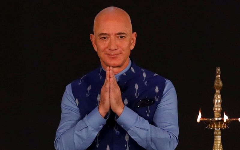 Lhomme-le-plus-riche-du-monde-voici-la-somme-hallucinante-que-gagne-Jeff-Bezos-en-seulement-6-secondes