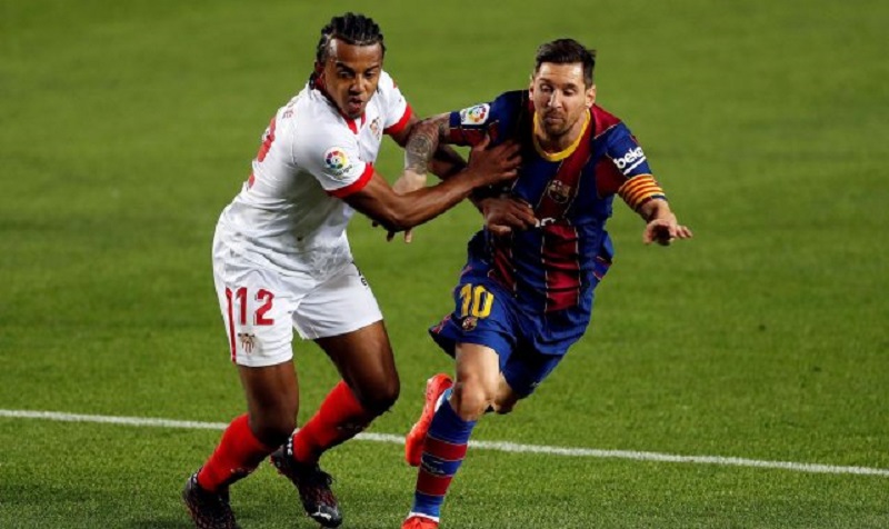 Liga-le-FC-Seville-freine-Lionel-Messi-et-ses-coequipiers-au-Camp-Nou