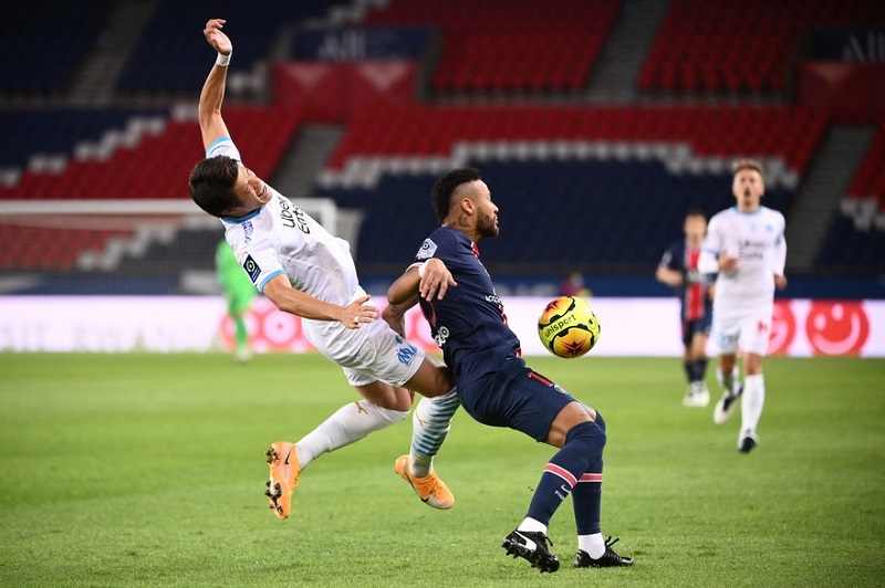 Ligue-1-lOM-remporte-le-clasico-face-au-PSG
