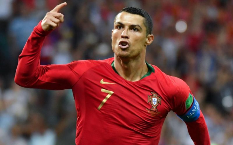 Ligue-des-Nations-Ronaldo-envoie-le-Portugal-en-finale-avec-un-triple-le-53e-de-sa-carriere-e1559770540973