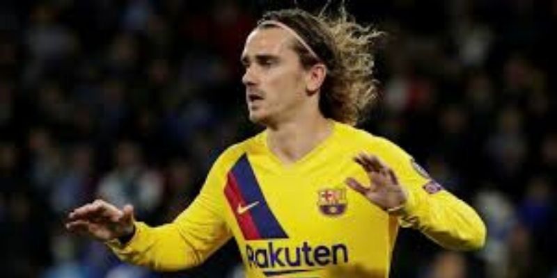 Ligue-des-champions-Antoine-Griezmann-sauve-Barca-dun-Naples-tres-solide