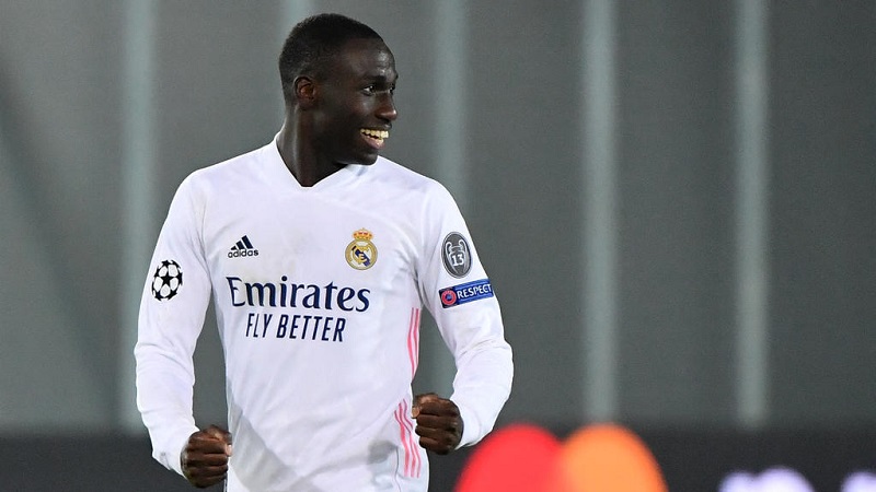 Ligue des champions : victoire controversée du Real Madrid contre l'Atalanta Bergame