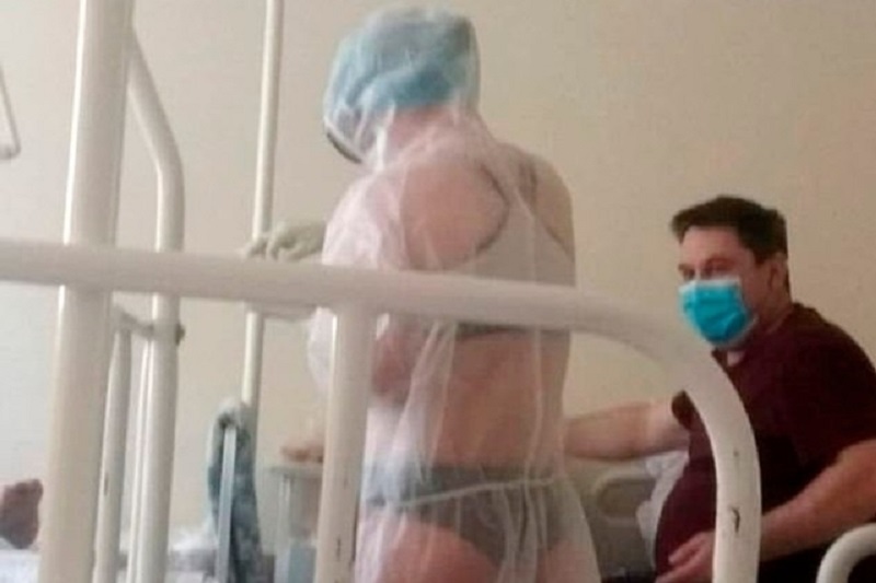 Linfirmiere-en-bikini-devient-presentatrice-meteo-photo