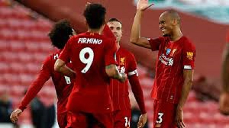 Liverpool-condamne-lattitude-de-ses-fans