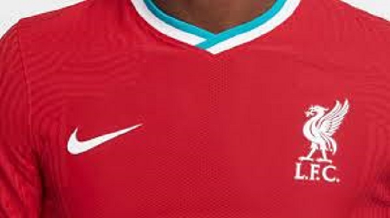 Liverpool-le-nouveau-maillot-domicile-2020-2021-devoile