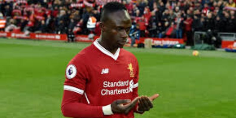 Liverpool-le-temoignage-surprenant-dun-Imam-sur-Sadio-Mane
