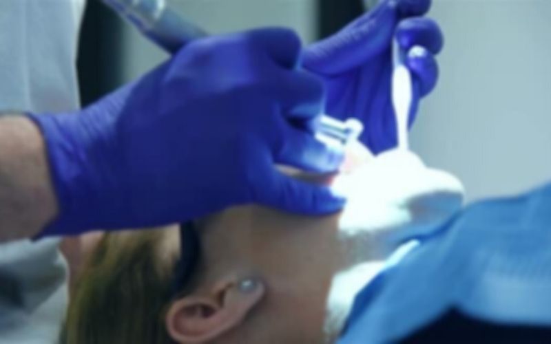 Lourde-peine-de-prison-pour-le-dentiste-qui-operait-sur-un-hoverboard