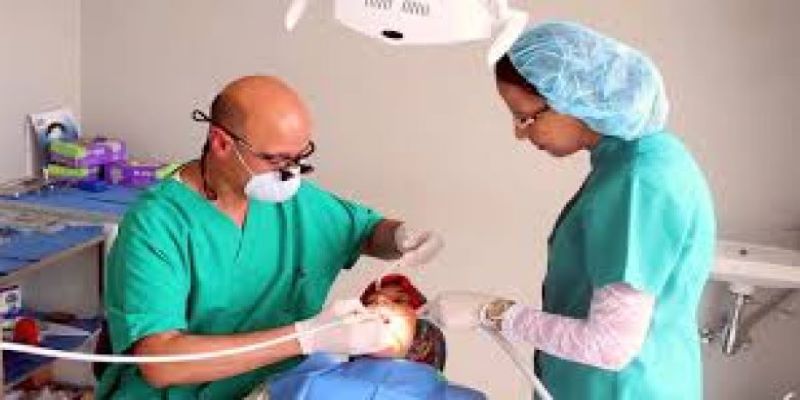 Maroc-les-dentistes-appeles-a-fermer-leurs-cabinets
