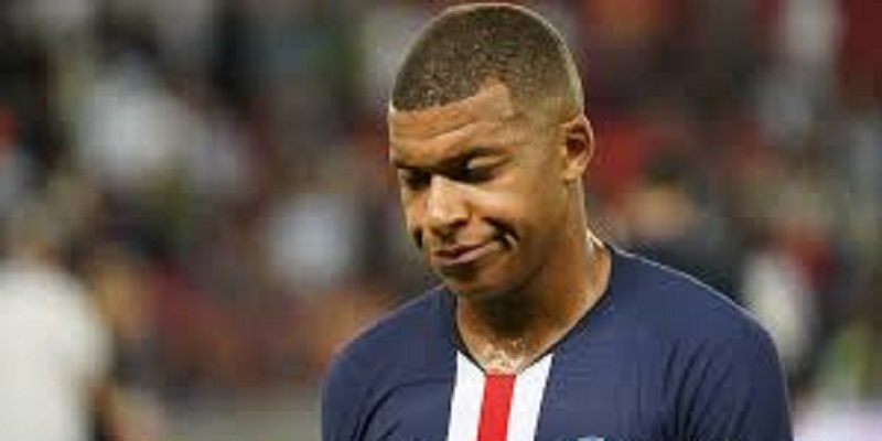 Mbappe-positif-au-coronavirus-Leonardo-tacle-lequipe-de-France