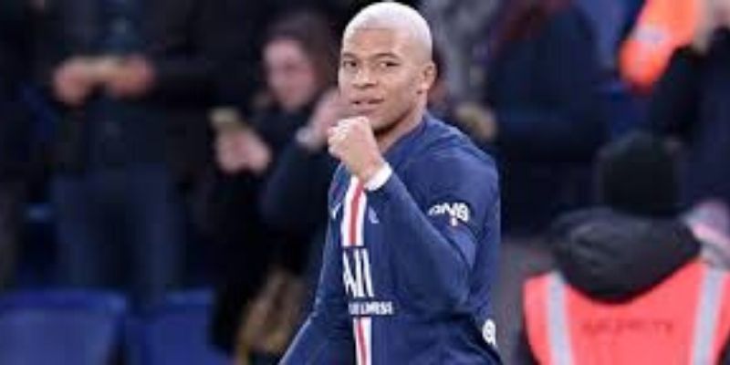 Mercato-PSG-Leonardo-pose-ses-conditions-pour-Mbappe