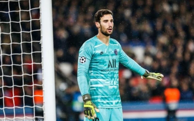 Mercato-le-PSG-leve-loption-dachat-pour-Sergio-Rico